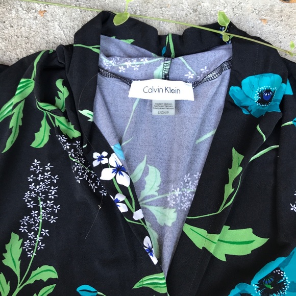Calvin Klein Flower Blouse - Picture 9 of 16